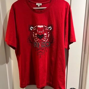 Men’s Kenzo T shirt